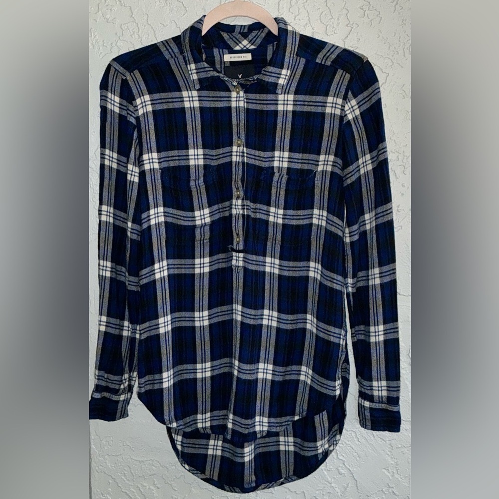 American Eagle Outfitters Navy Plaid Boyfriend Fit 1/2" Button Down Shirt